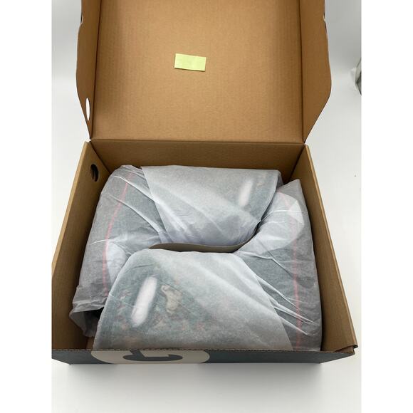 NIB BOGS Classic II Solid Boot Kids Boot Unicorn Awesome Print - Size 5Y - Picture 7 of 7